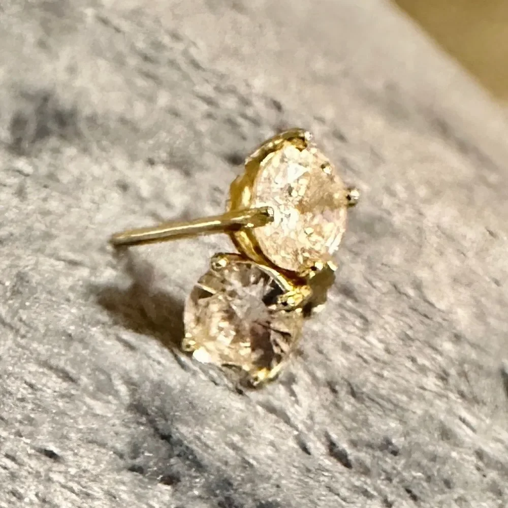 Children’s 925 Gold Zirconia Stud Earrings – One Missing Back